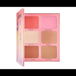 🌴NEW🌴 Violet Voss Glamingo PRO Face Palette 🎨